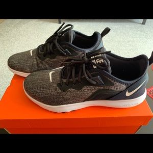 Women’s Nike Flex Trainer 9